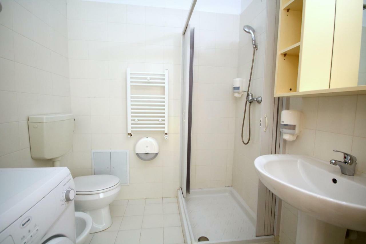Comfort Apartments Timisoara Esterno foto