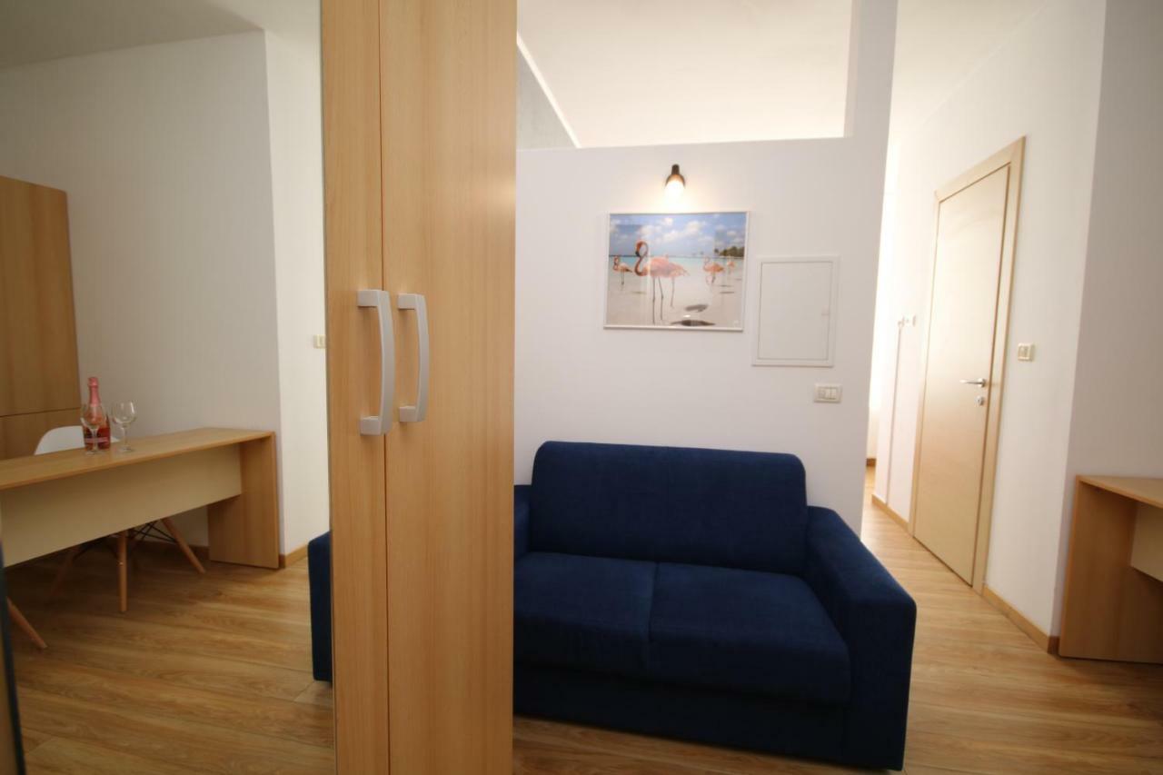 Comfort Apartments Timisoara Esterno foto